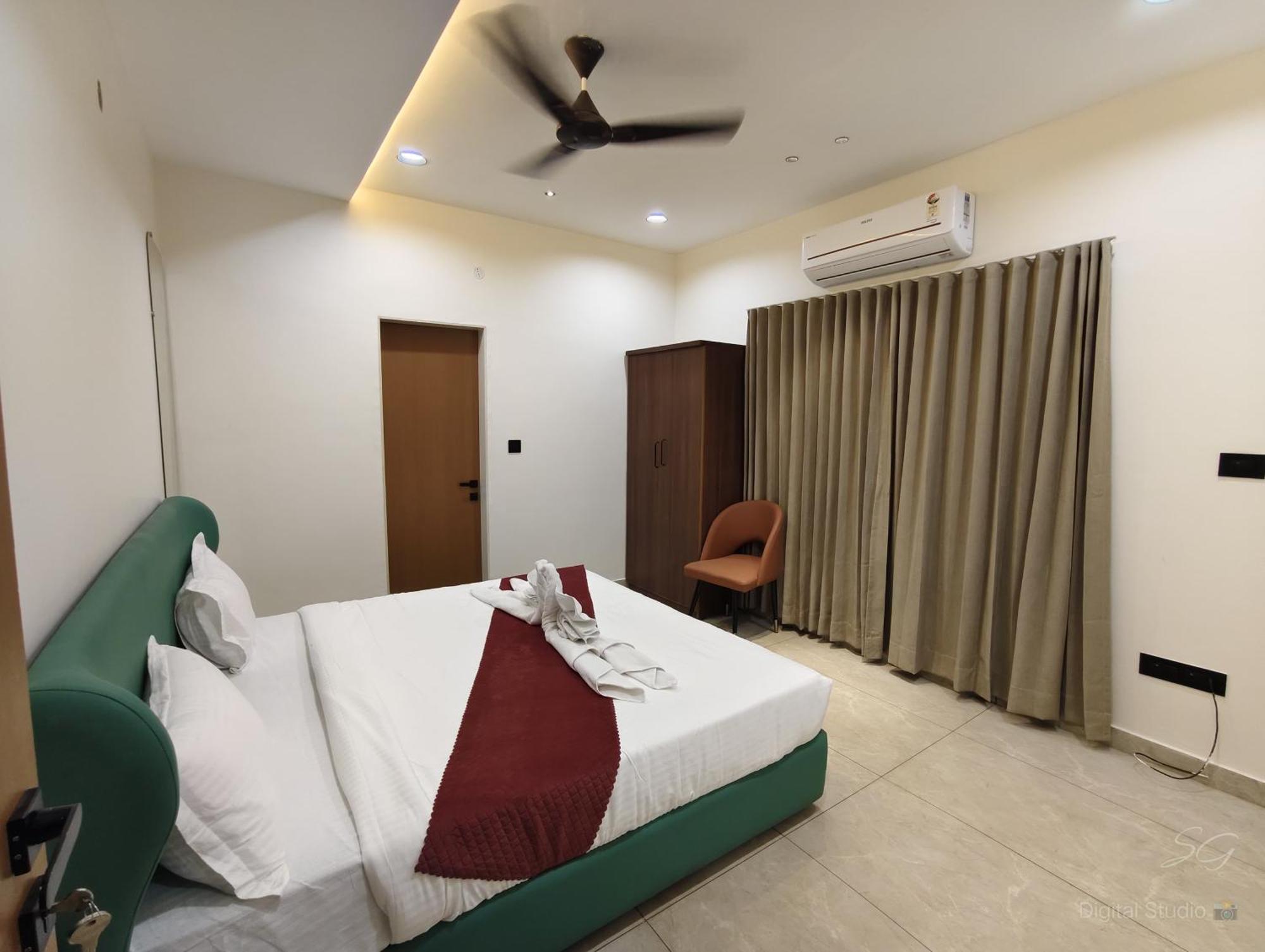 Shree Jalaram Resort Kodāe Kültér fotó