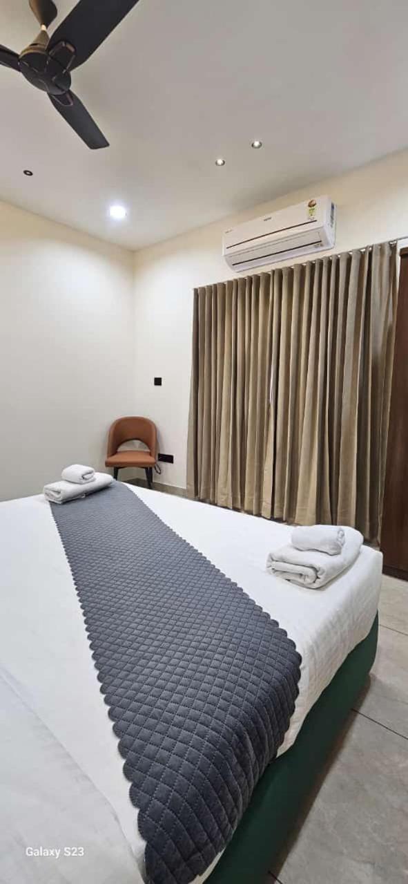 Shree Jalaram Resort Kodāe Kültér fotó