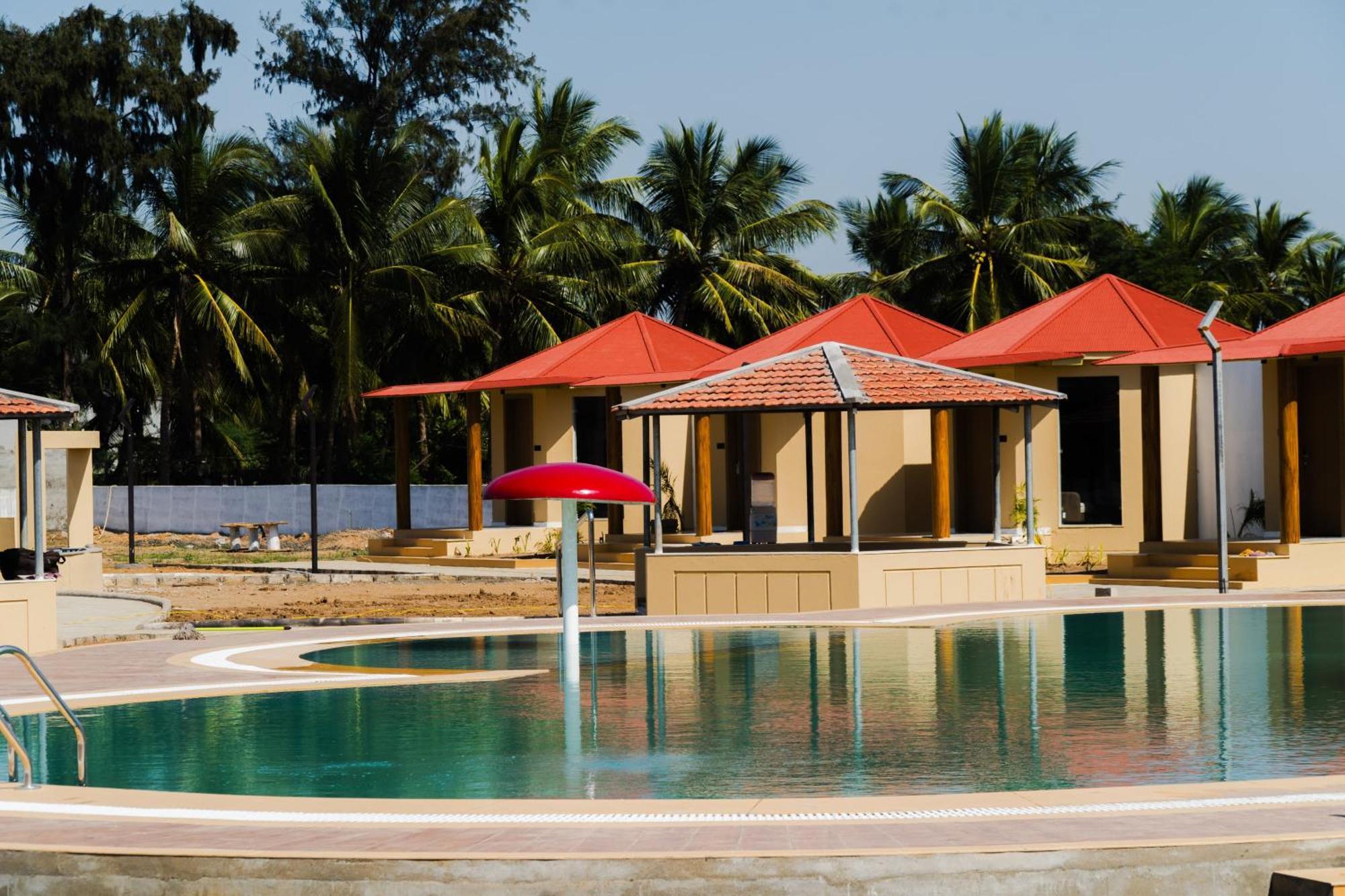 Shree Jalaram Resort Kodāe Kültér fotó
